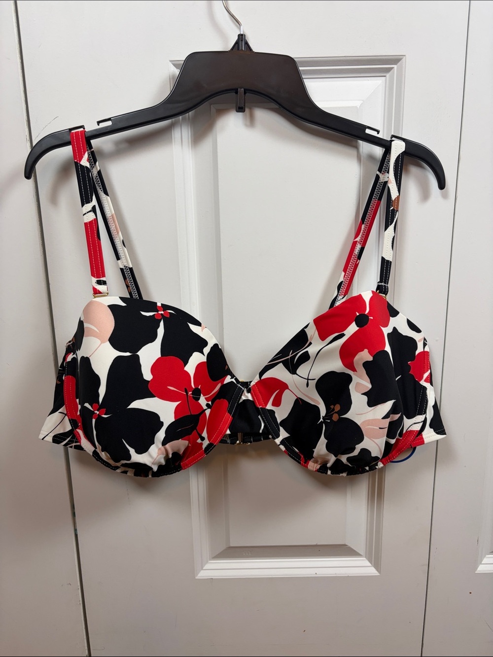 Swimsuits For All Red, Black & White Floral Underwire Bikini Top Size 22 New